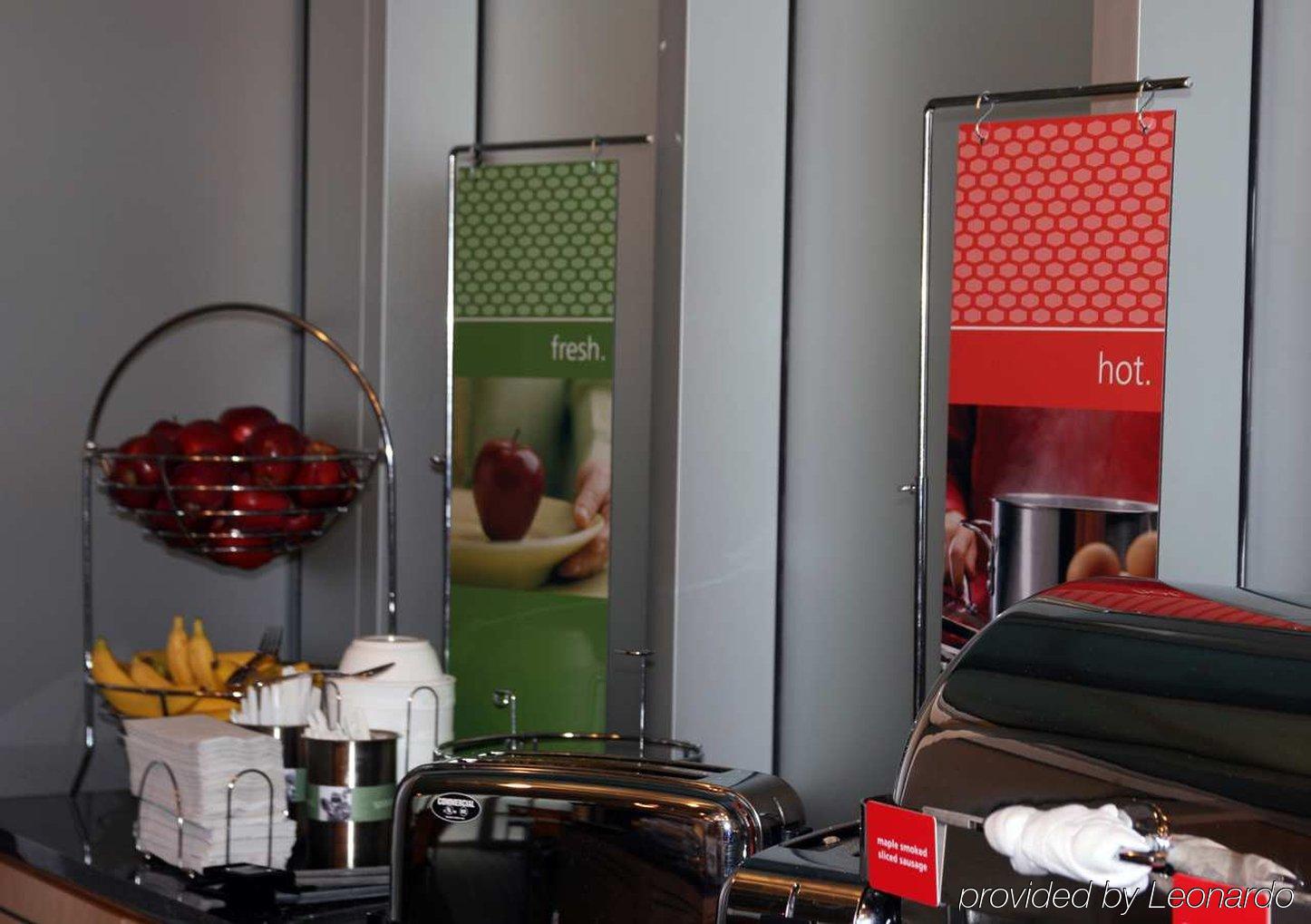 Hampton Inn Manhattan - Times Square South New York Restoran gambar
